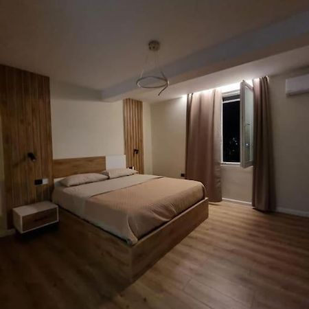 Peace And Love Luxury Apartment In Center, New Bazaar 2 Tirana Exterior photo