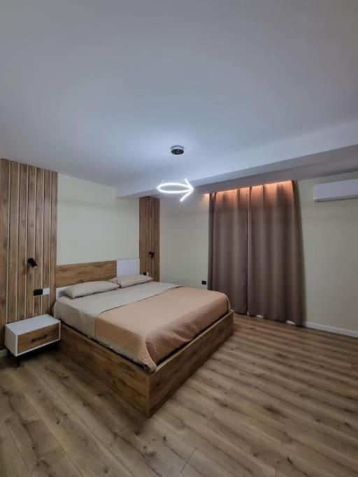 Peace And Love Luxury Apartment In Center, New Bazaar 2 Tirana Exterior photo